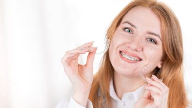 How to Choose Between Invisalign and Traditional Braces
